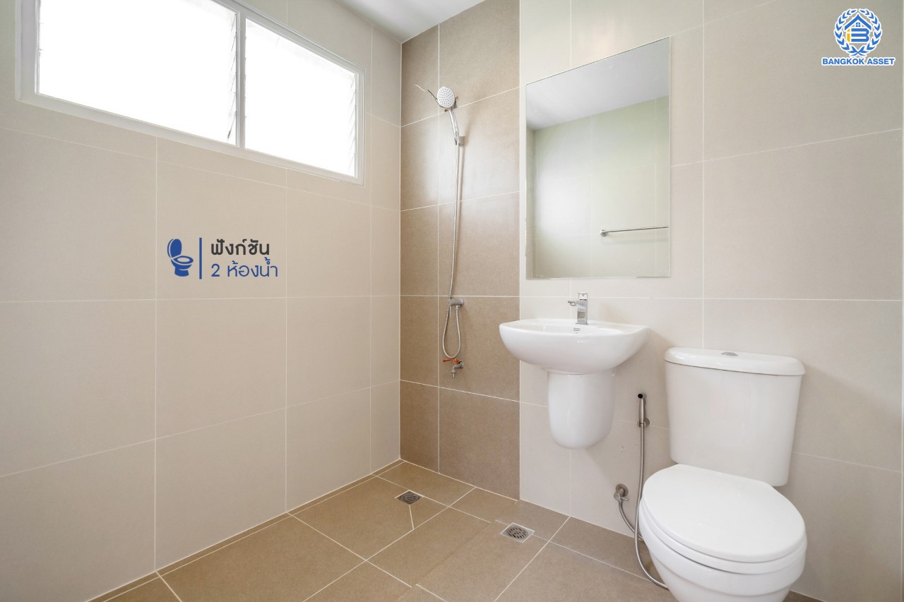 บ้านมือสองตกแต่งใหม่ ม.ปาริชาต ปิ่นเกล้า-พุทธมณฑลสาย4 แบรนด์ LH เนื้อที่ 51.2 ตร.ว. ฟังก์ชันครบ 3 ห้องนอน 2 ห้องน้ำ 1 ห้องอเนกประสงค์ 1 ที่จอดรถ บนทำเลศักยภาพ เชื่อมสู่ทางคู่ขนานลอยฟ้าบรมราชชนนี ใกล้ ม.มหิดล เซ็นทรัลศาลายา และรายล้อมด้วยสิ่งอำนวยความสะดวกครบครัน...